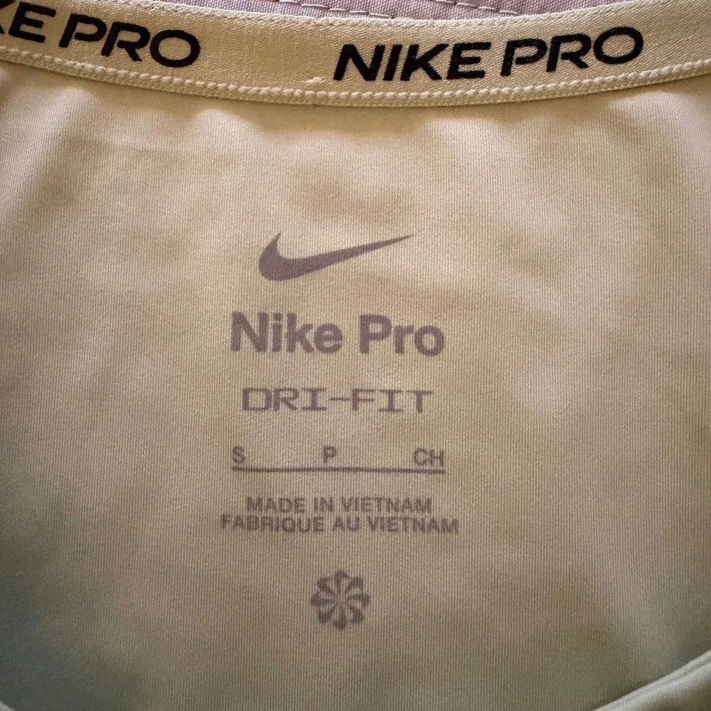 Nike pro dri